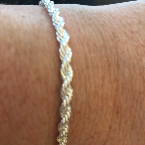925 Stamped Sterling Silver Twisted Rope Bracelet - Picture 4 of 5
